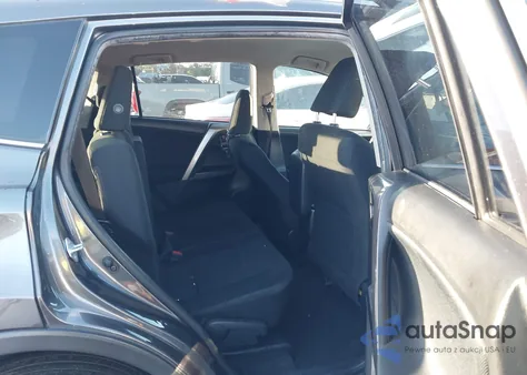 2017 Toyota Rav4 Le z USA, uszkodzony, nr VIN JTMZFREV5HJ134183